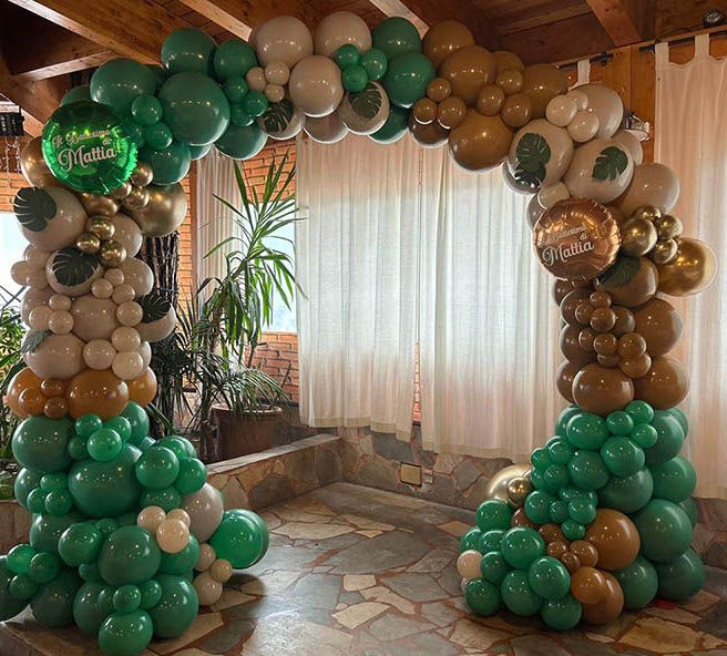 Arco Organico con Palloncini per Prima Comunione