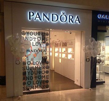 Magnum Eventi Aziendali Allestimento Palloncini Pandora