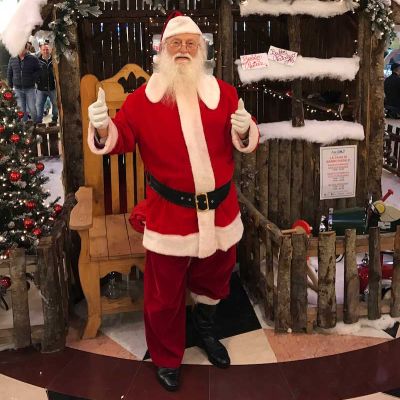 Babbo Natale accoglie i Bambini Roma